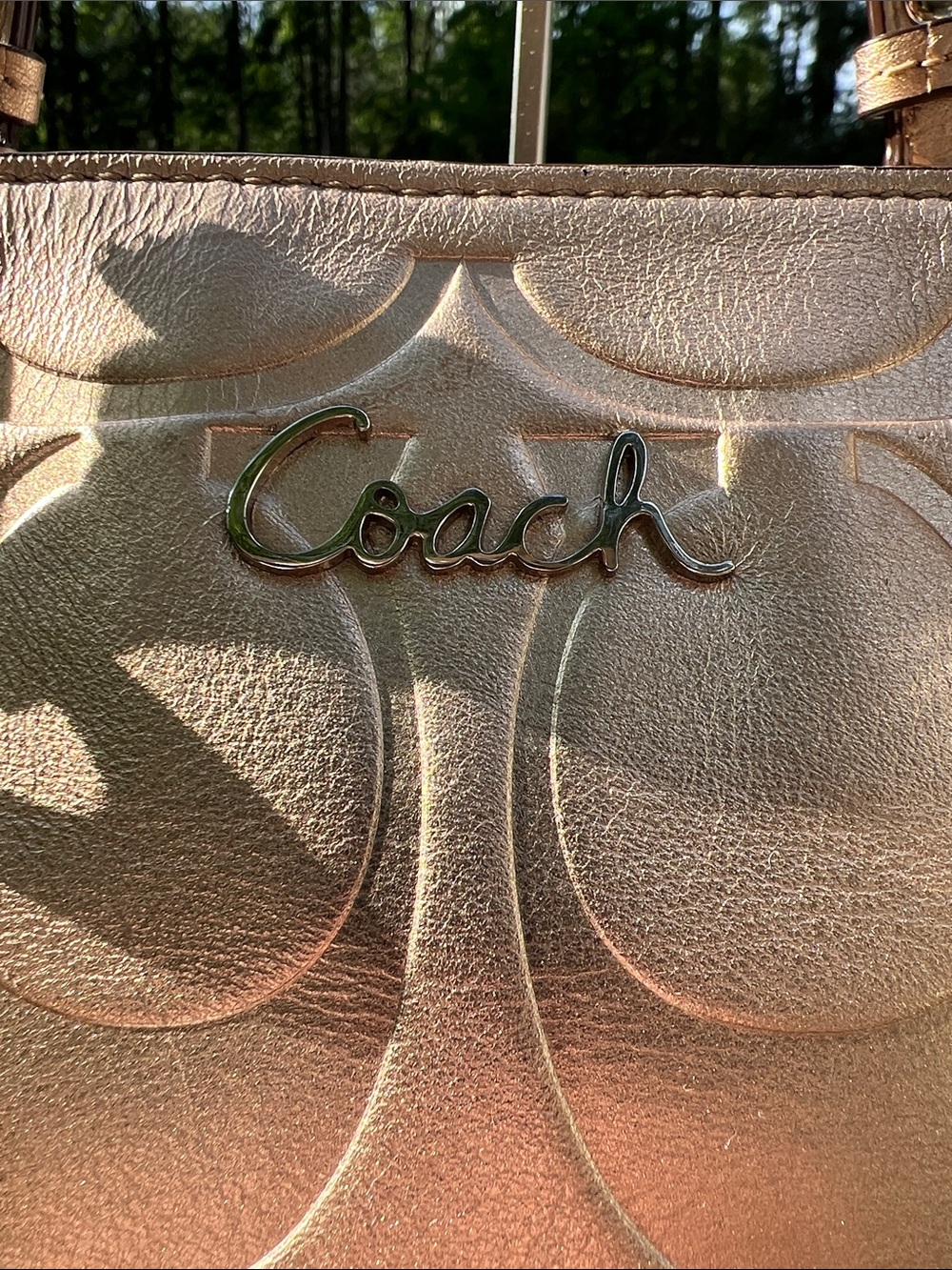 Coach Vintage Y2K East West Shoulder
Bag Metallic Rose Gold Signature Tote - Picture 6 of 17